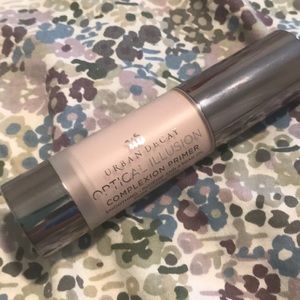 Urban Decay optical illusion primer